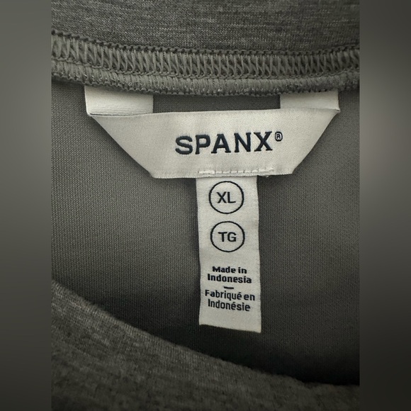 Spanx Gray Crewneck Sweatshirt size XL - Picture 6 of 9